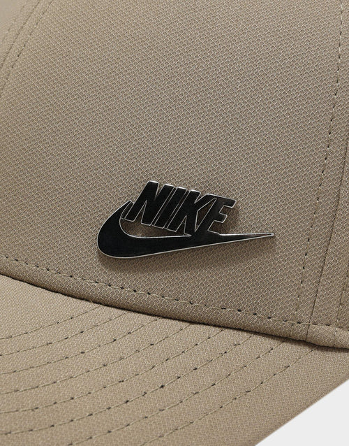 Dri-FIT Club Structured Metal Logo