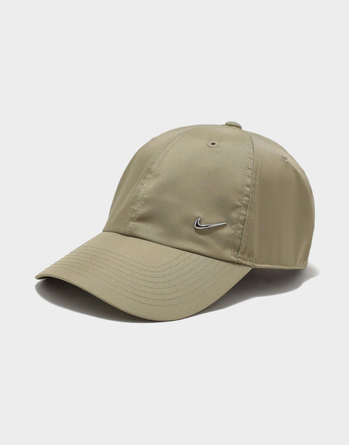 Dri-FIT Club Unstructured Metal Swoosh
