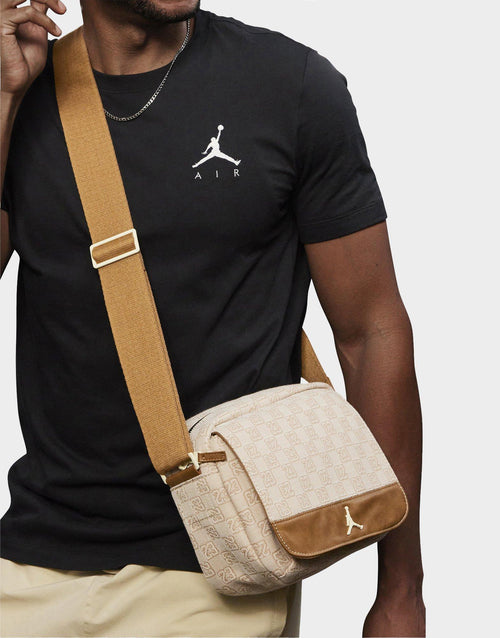 Monogram Mini Messenger (3.6L)