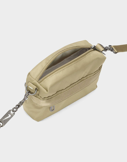 Sportswear Futura Luxe Crossbody (1L)