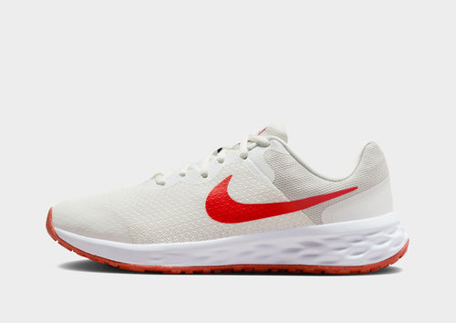 Nike Revolution 6