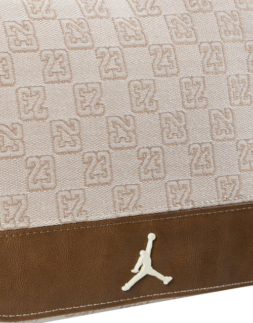 Monogram Mini Messenger (3.6L)